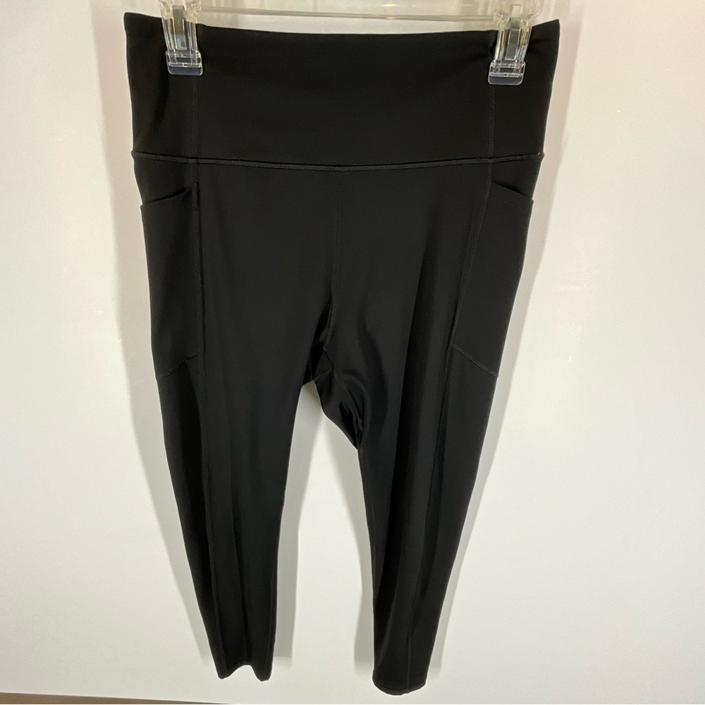 Victoria’s Secret Legging US Women’s 10 Black Knock Out Pocket Crop